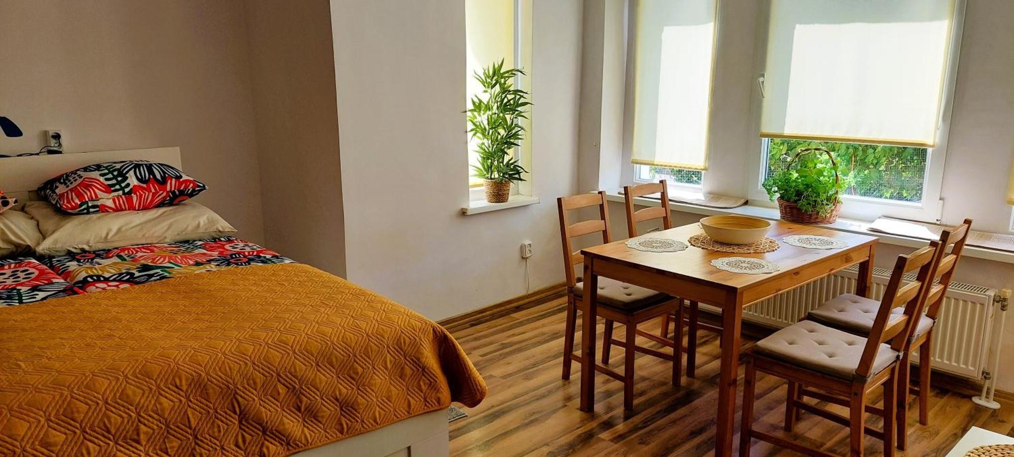 Goscinne U Rodziny Homestay *